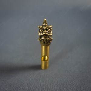 Silbato de bronce